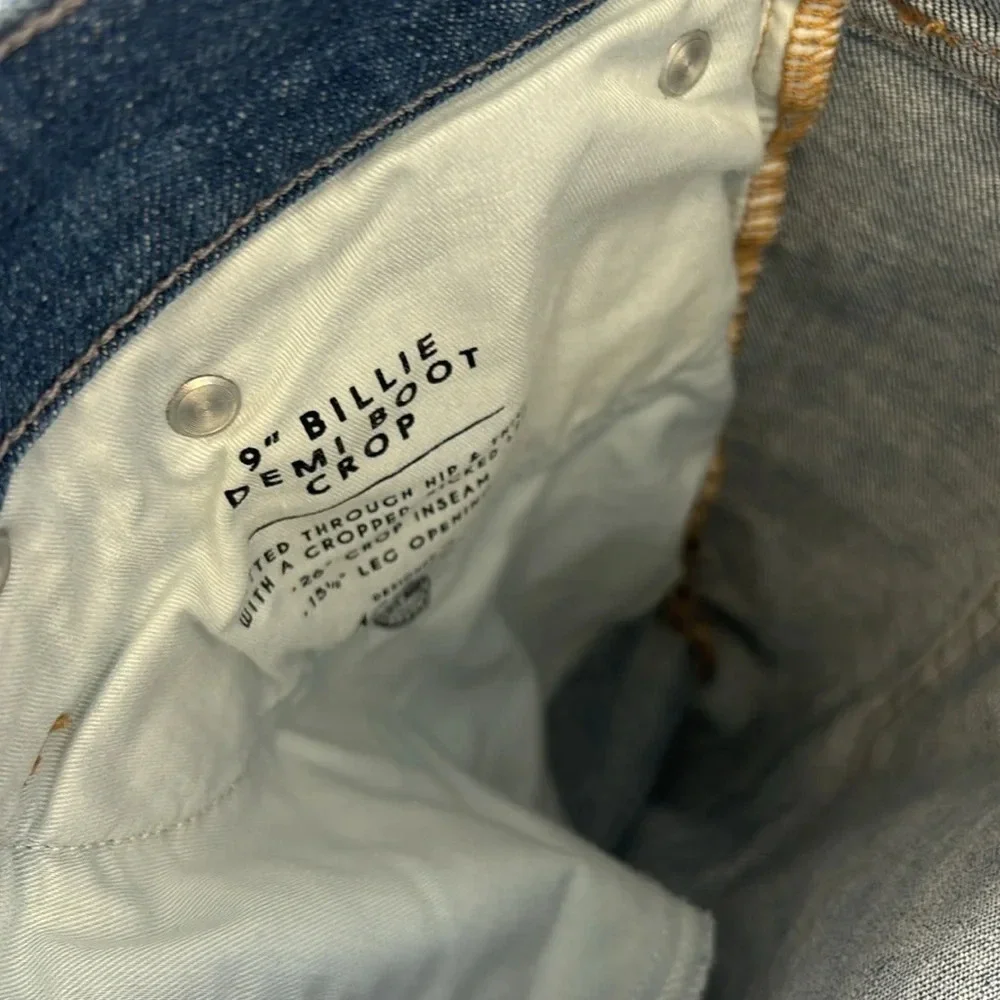 J. Crew‎ 9